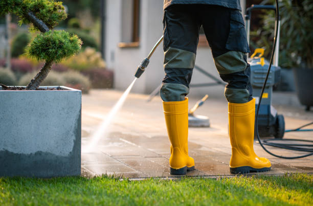 Why Choose Our Certified Pressure Washing Experts for Your Project Needs in Rose Hill, VA?